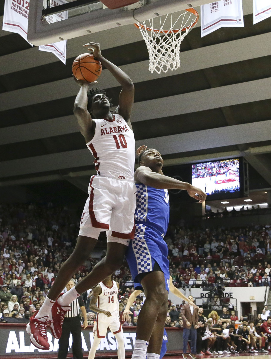 Charles Bediako vs Kentucky - Feb. 5, 2022