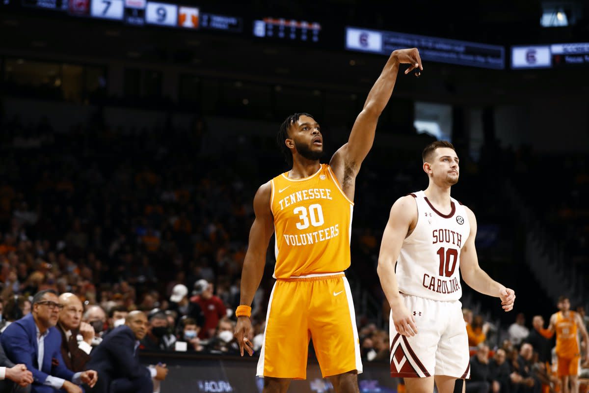 Tennessee Vols Take Home 24-Point Road Victory After Dominant Second ...