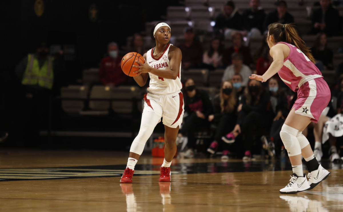 020622_WBB_SuttonTa_Vandy_EP00115