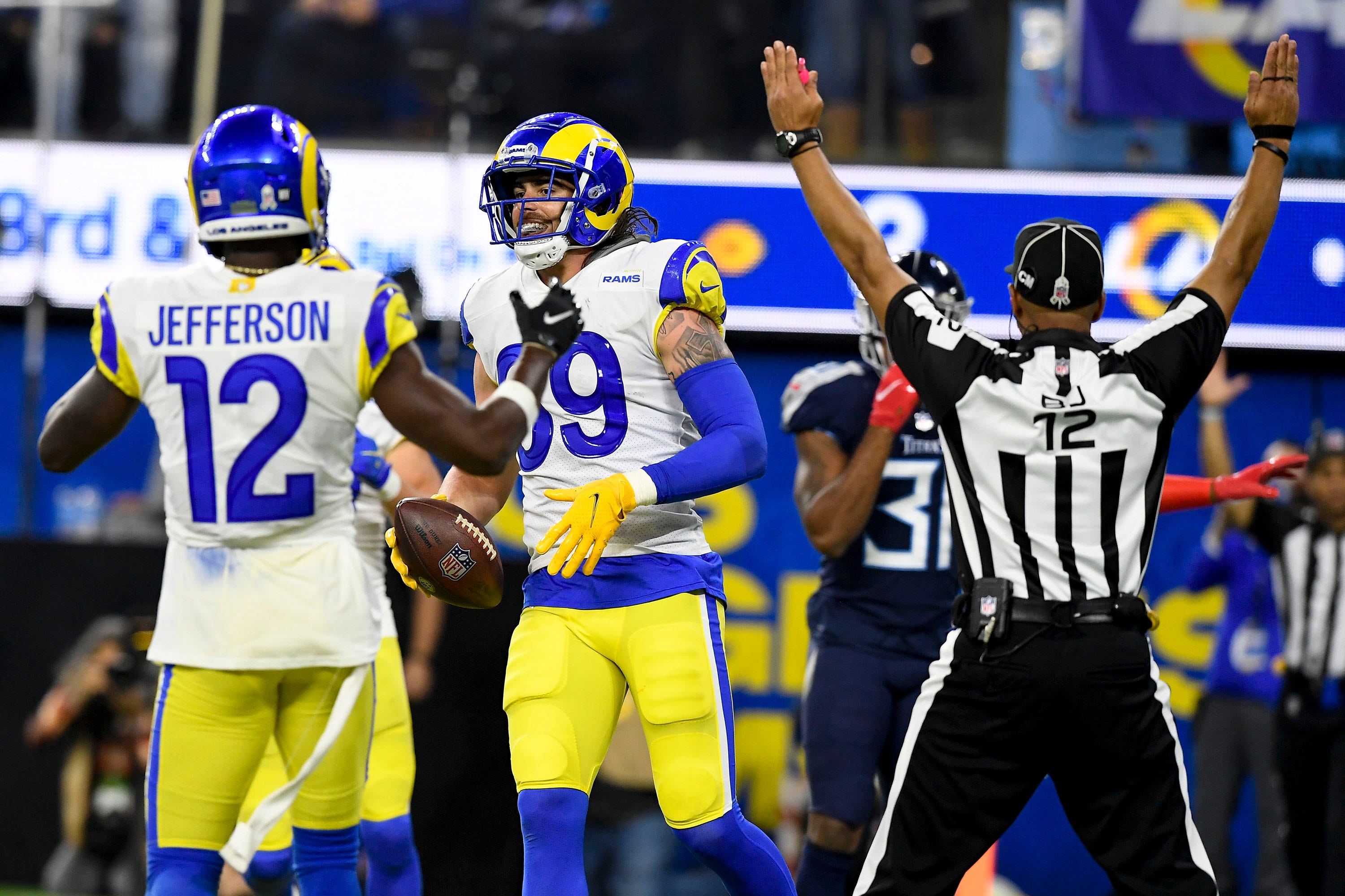 Los Angeles Rams' Von Miller's Message to Teammates Ahead of Super Bowl  LVI: 'We're Playing to go Into Football Heaven' - Sports Illustrated LA Rams  News, Analysis and More