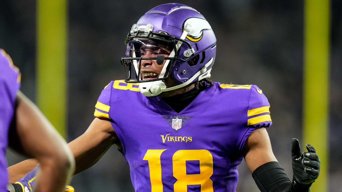 NFLSU: Joe Burrow, Justin Jefferson Named NFL MVP Finalists - And The  Valley Shook