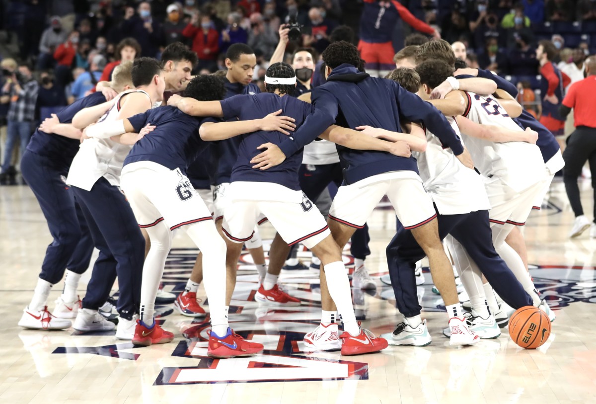 The Zags enter the preseason as the No. 1 team in the most recent CBS Sports poll.