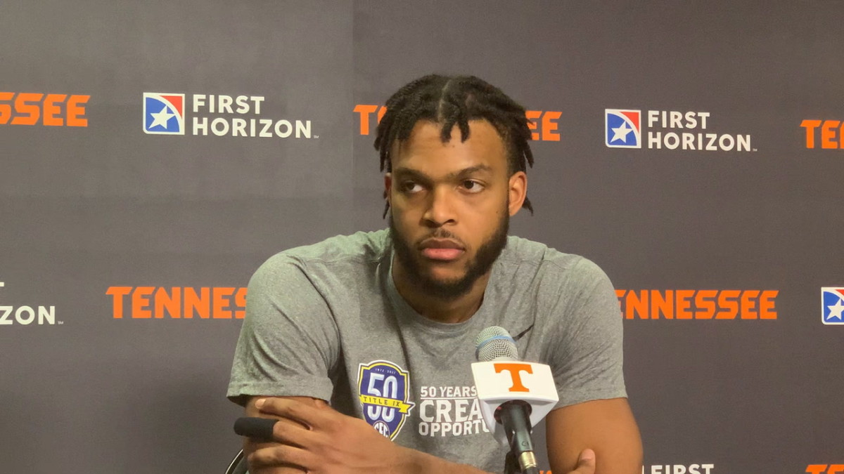 Watch: Tennessee Vols Basketball Guard/Forward Josiah-Jordan James ...