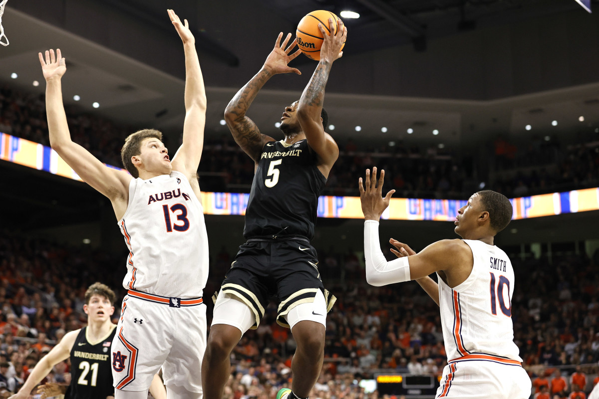 NBAAllStar on X: Earning his 1st #JordanRisingStars selection Walker  Kessler of the @utahjazz! @WalkerKessler13 was drafted as the 22nd overall  pick in the 2022 NBA Draft out of Auburn. See his highlights