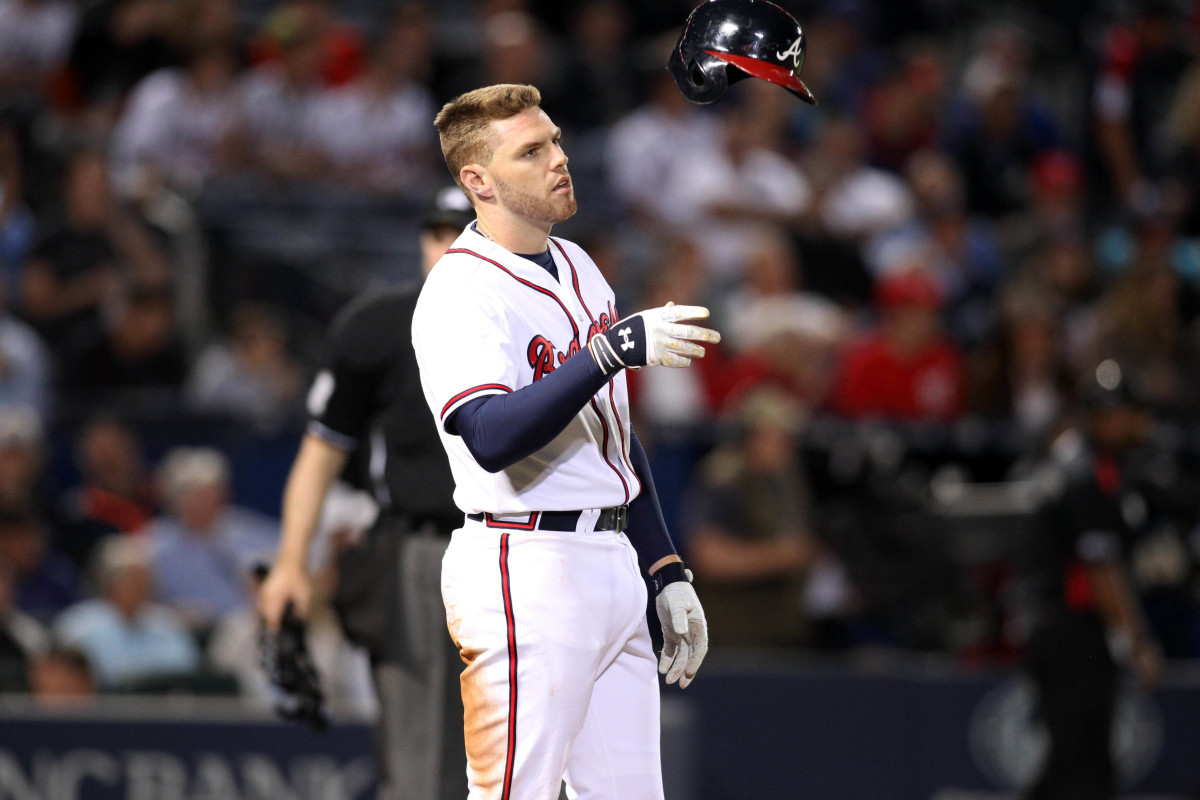 Dodgers Rumors: Freddie Freeman Gets Lowball Offer From Braves, What Could  Stop LA From Signing Him 