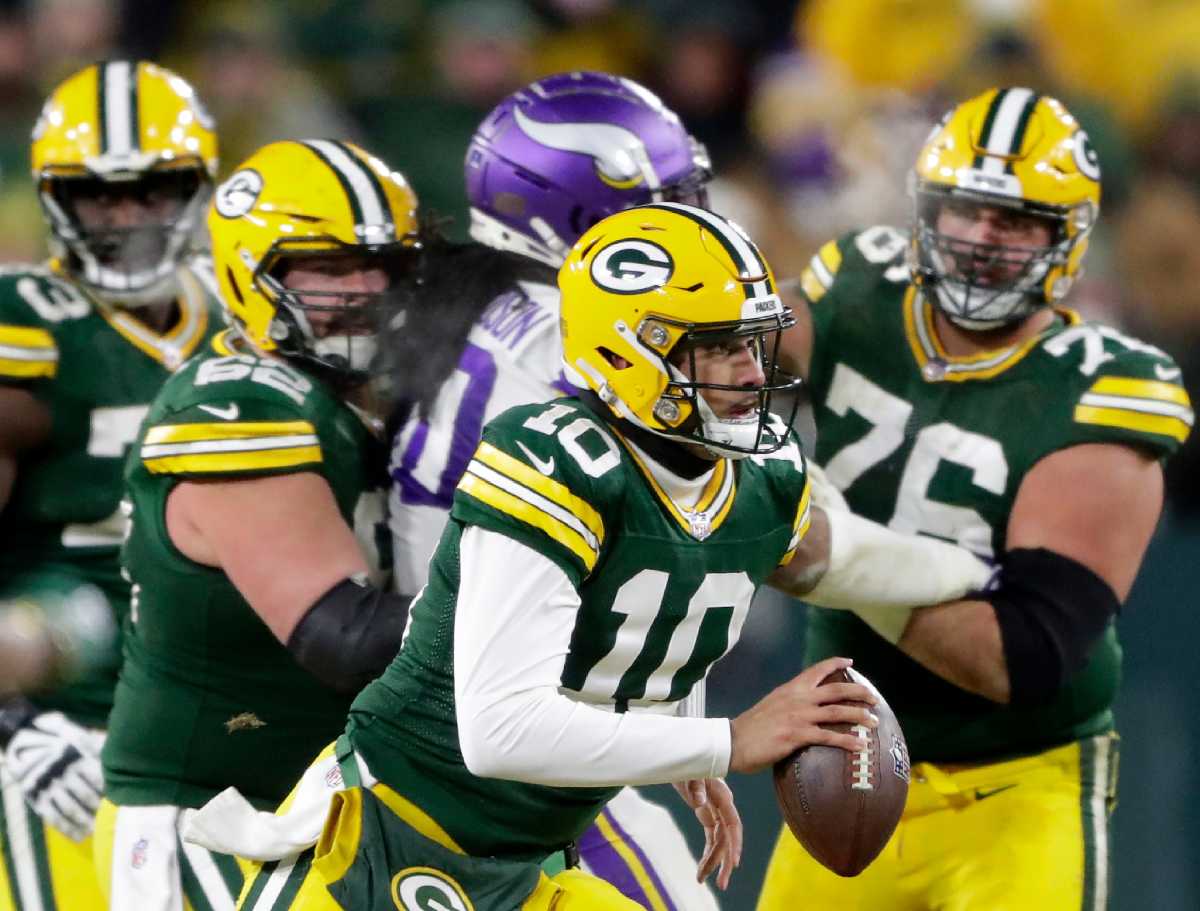 Aaron Rodgers news: MVP signs new Green Bay Packers deal