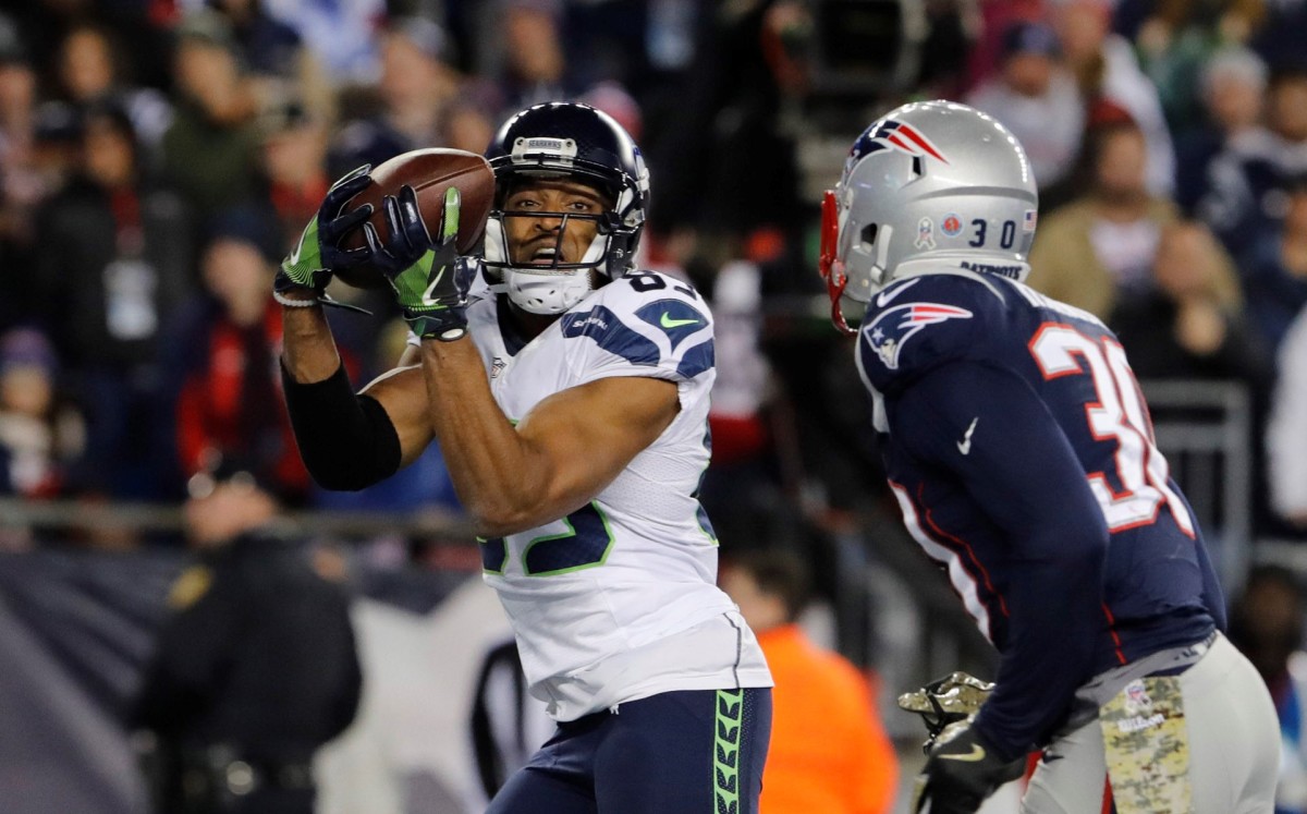 Seahawks Receiver Tyler Lockett Wins Steve Largent Award For Second  Straight Year