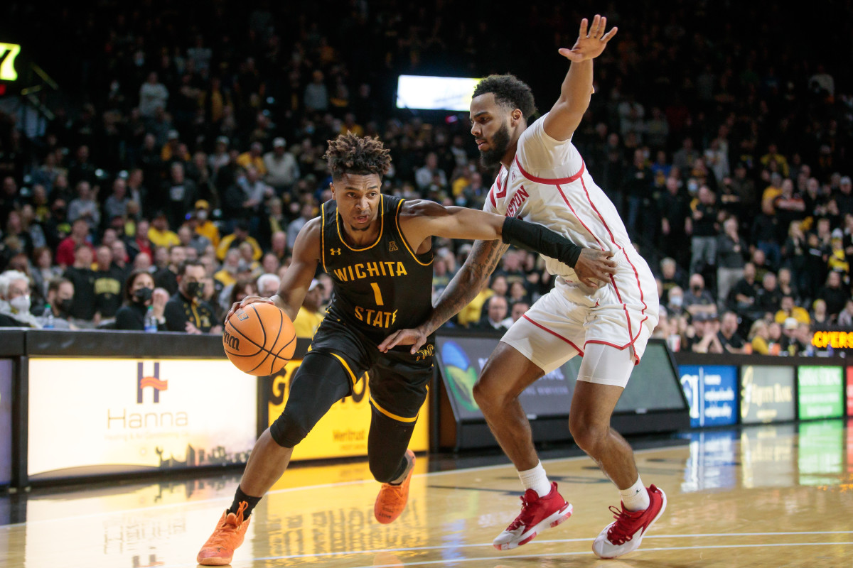 pink shoes michigan basketball 2019