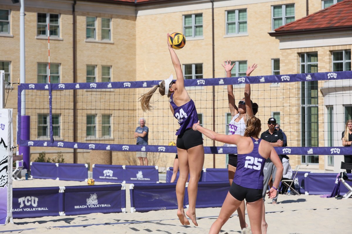 Twitter: @TCUBeachVB