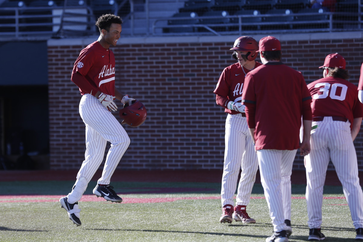 UT MARTIN DROPS FINAL GAME OF SEASON-OPENING BASEBALL ROAD SWING AT NO. 20  ALABAMA - UTM Athletics