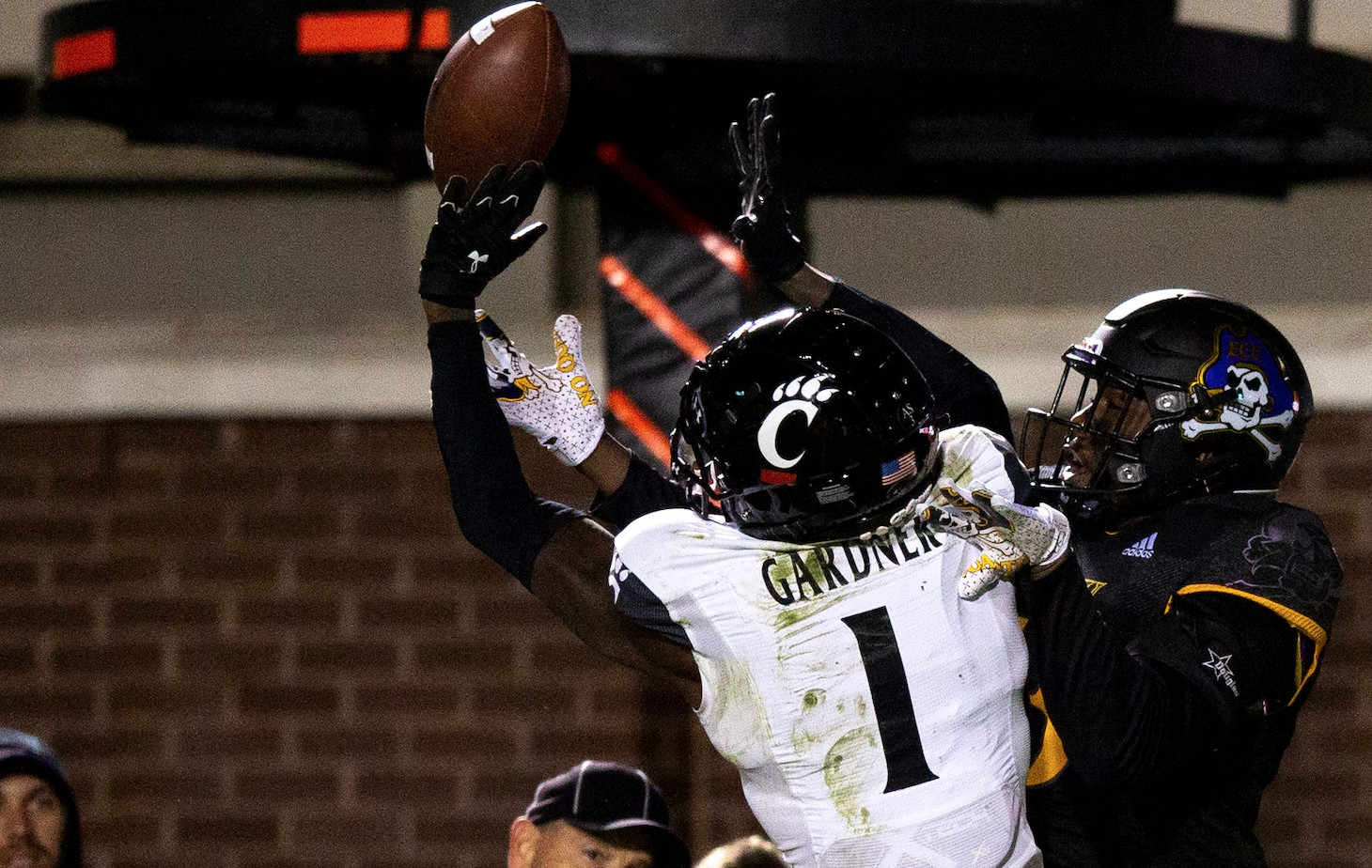 Cincinnati Bearcats CB Ahmad 'Sauce' Gardner Set To Visit Multiple ...