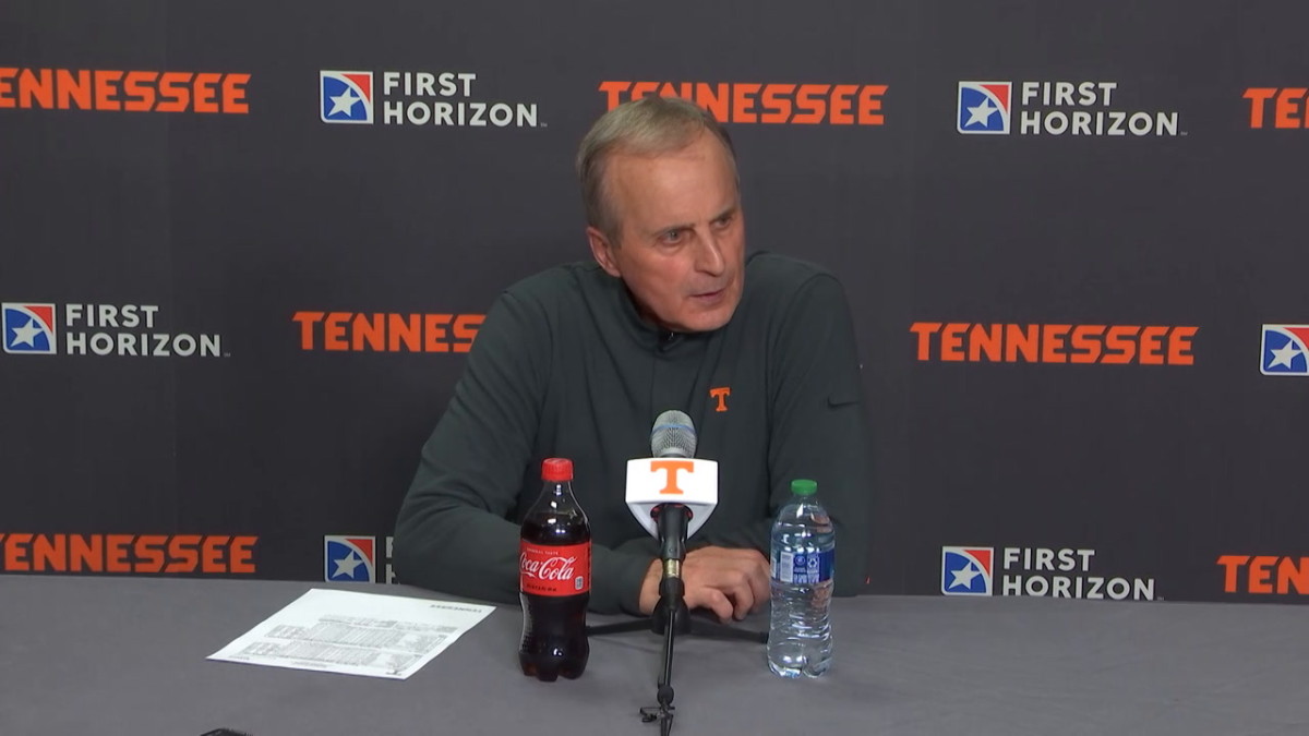 Tennessee Volunteers HC Rick Barnes during a postgame presser. (Photo credit Volunteer Country)