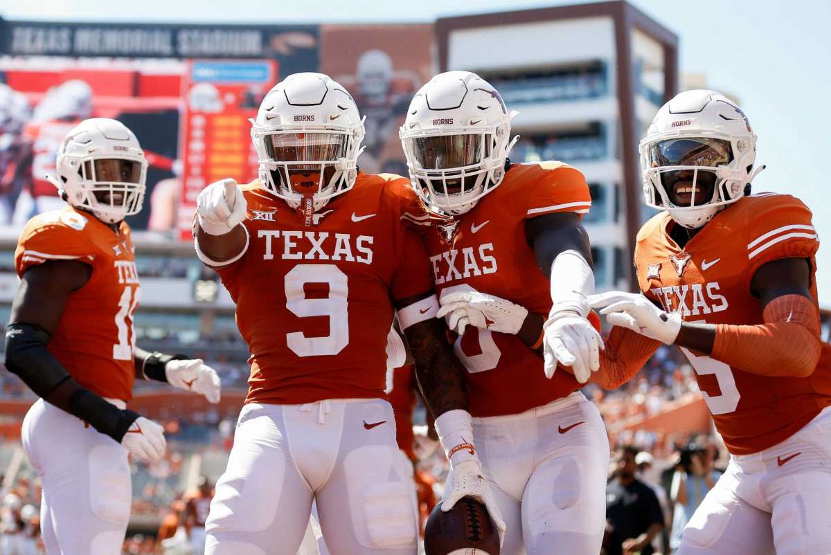 Texas Football: Cameron Dicker & Josh Thompson Invited to NFL Combine -  Sports Illustrated Texas Longhorns News, Analysis and More