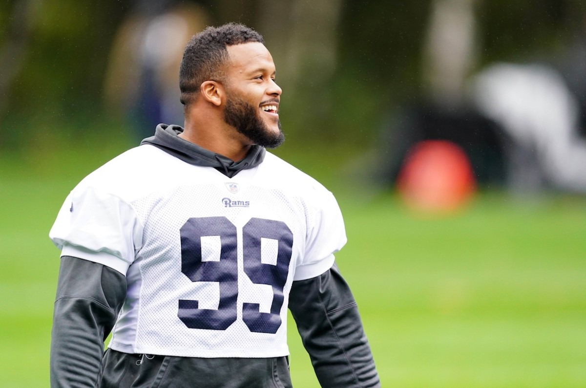 Aaron Donald Returns to Pitt to Train With Panthers - Sports ...