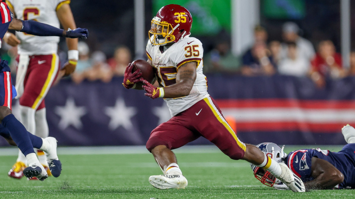 Washington Commanders RB J.D. McKissic Finding His Role in Crowded  Washington Backfield - Sports Illustrated Washington Football News,  Analysis and More