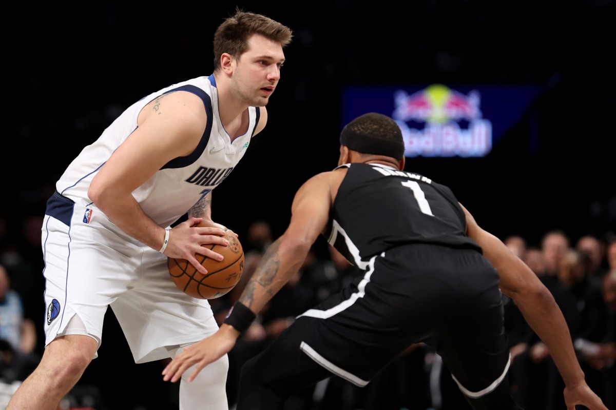 Dinwiddie's value will be on full display if Doncic misses playoff opener -  The Official Home of the Dallas Mavericks