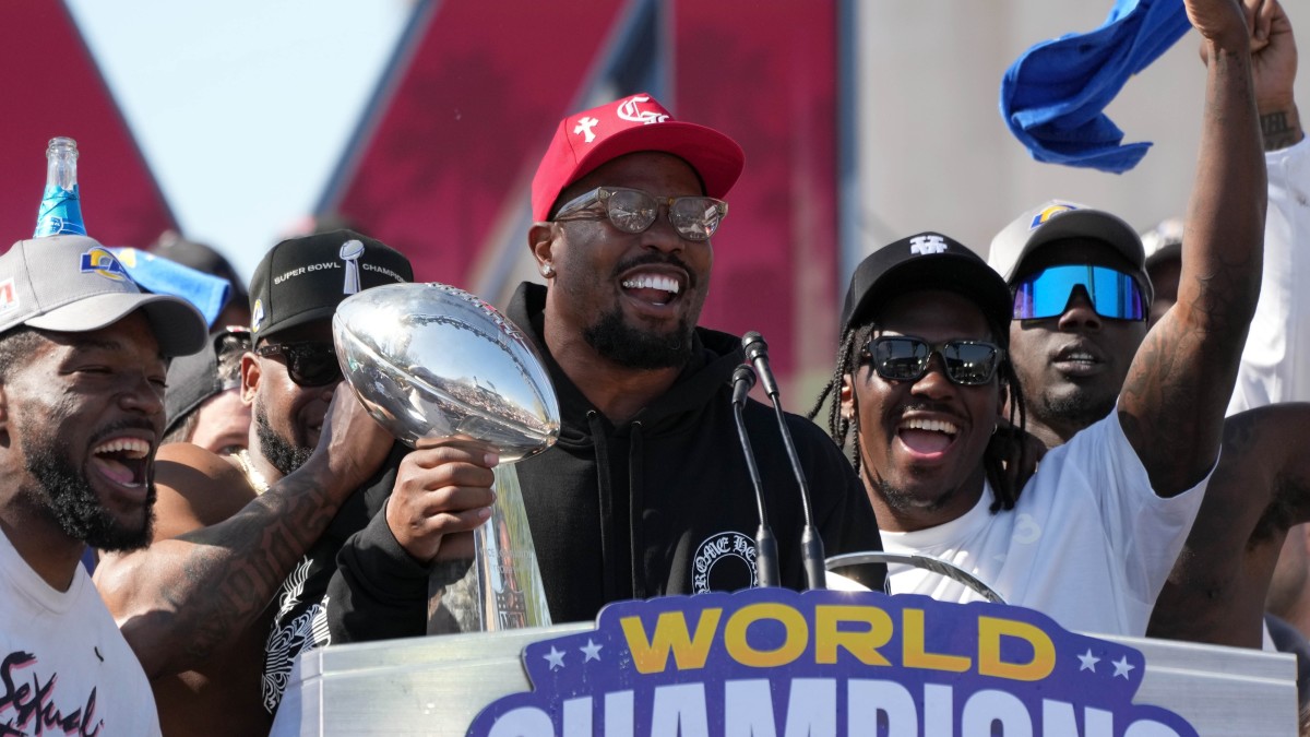 Von Miller Parting Shot to Los Angeles Rams: 'Something Extremely Special  in Buffalo' - Sports Illustrated LA Rams News, Analysis and More