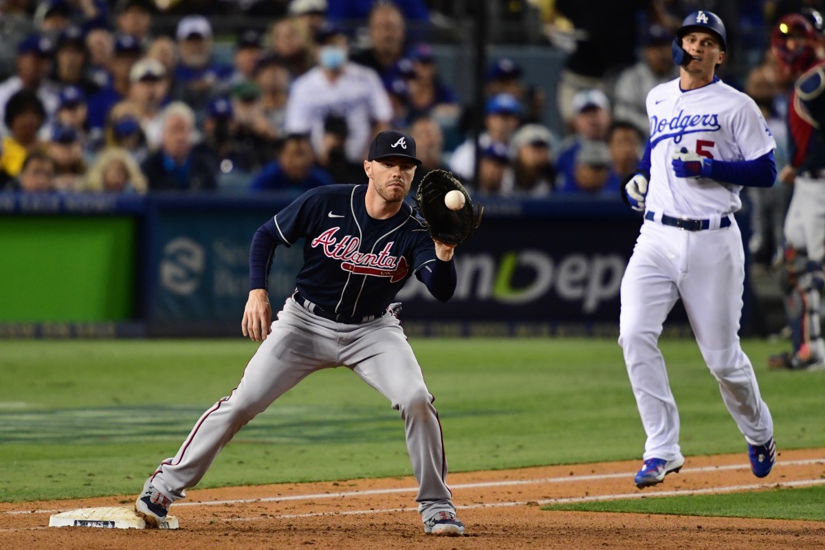 Dodgers' Freddie Freeman extends hitting streak to 18 games – Orange County  Register