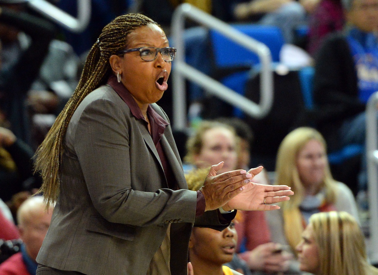 Texas Southern Coach Cynthia Cooper-Dyke Retires - HBCU Legends