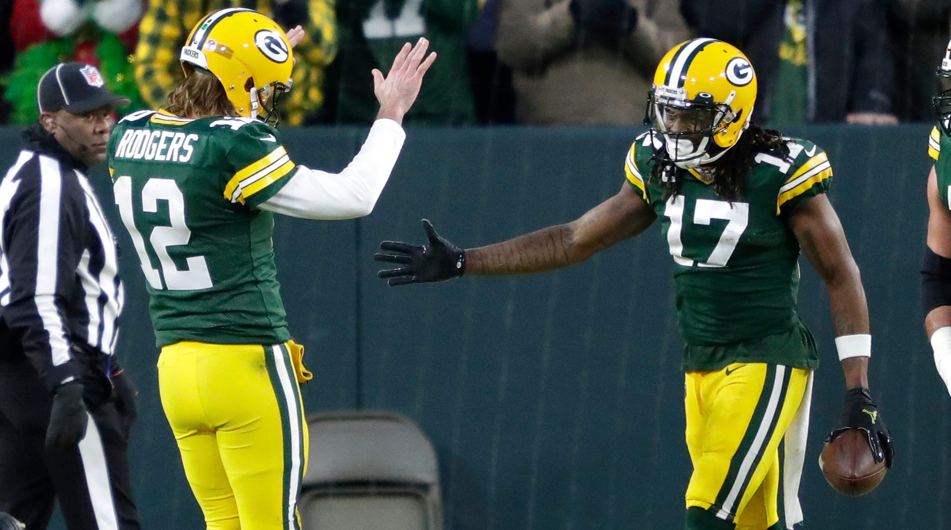 Davante Adams trade: Aaron Rodgers catching heat online after deal - Sports  Illustrated