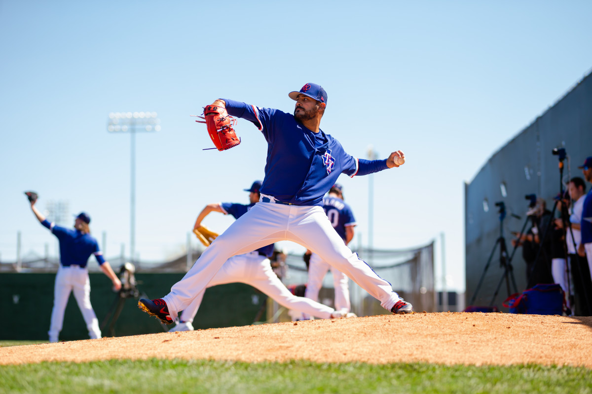 At Texas Rangers spring training, prospects lean on vets to set example