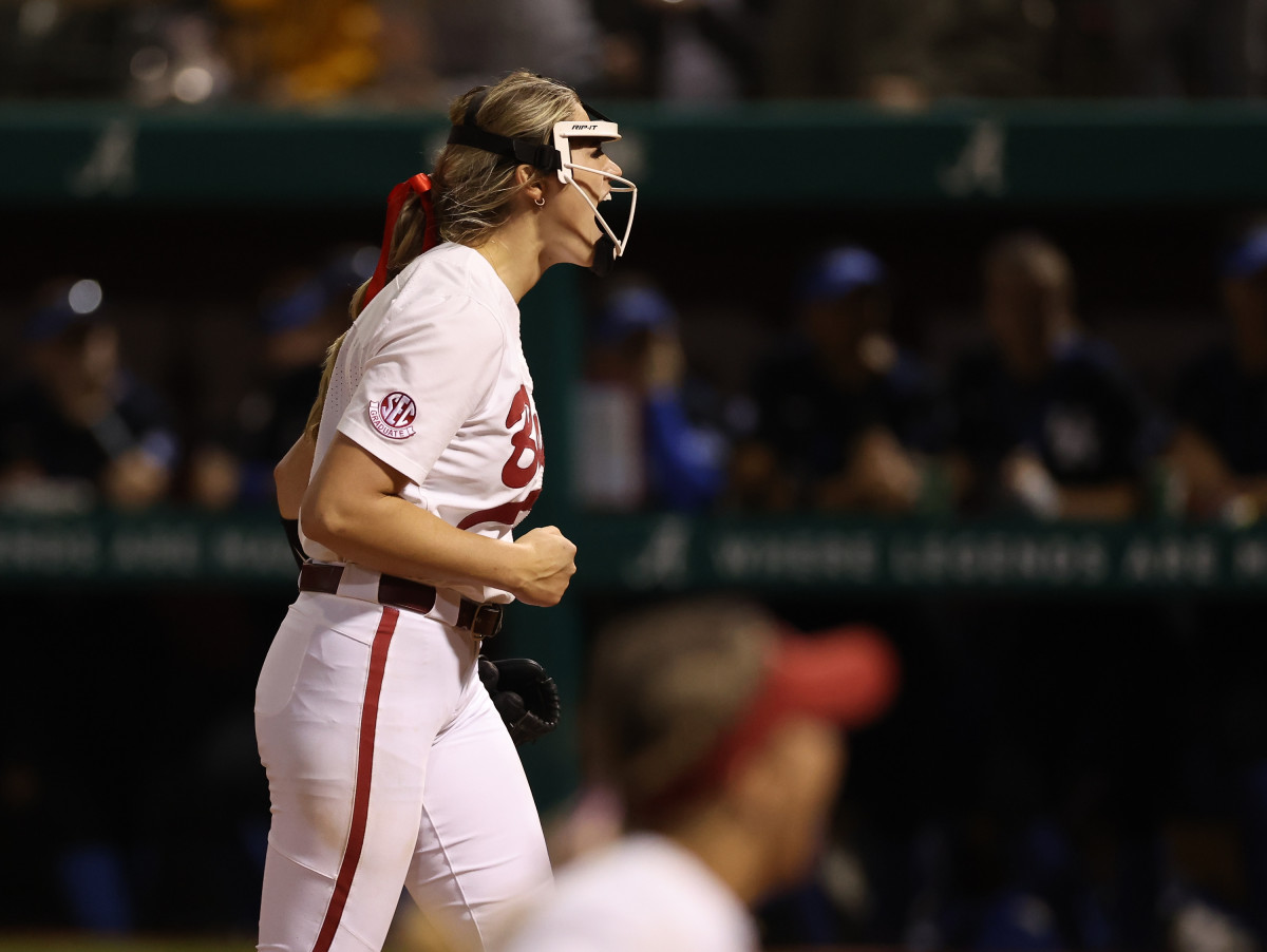 Montana Fouts Officially Announces Return for Fifth Season with Alabama Softball