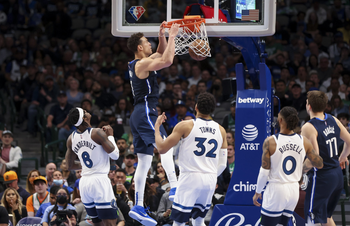 Mavericks' forward Dwight Powell is making the best of his starting  opportunity