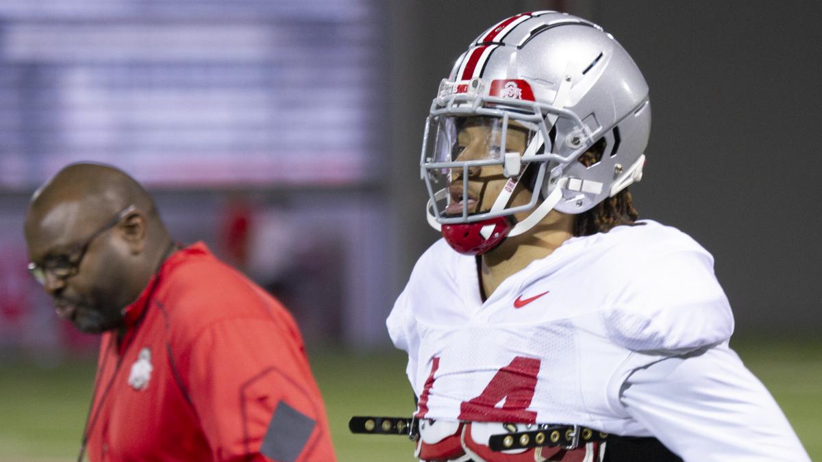 Ohio State's C.J. Stroud Testing Out New Helmet Technology In Spring  Practice - Sports Illustrated Ohio State Buckeyes News, Analysis and More