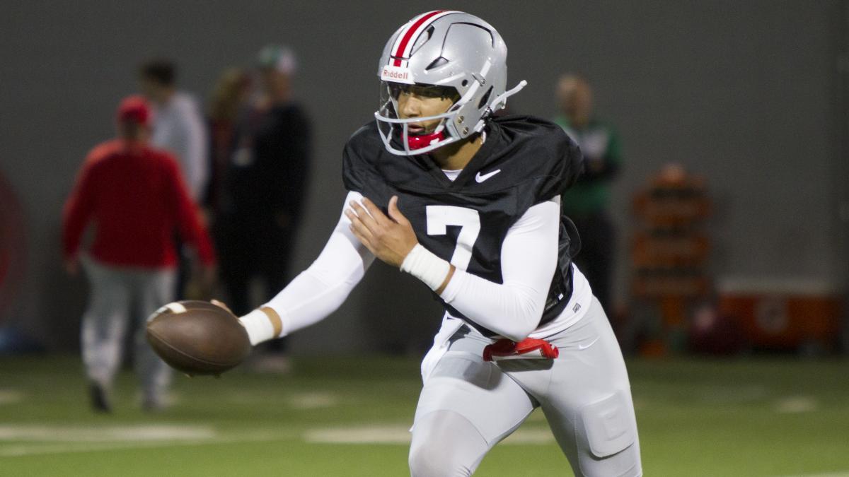 Ohio State's C.J. Stroud Testing Out New Helmet Technology In Spring  Practice - Sports Illustrated Ohio State Buckeyes News, Analysis and More