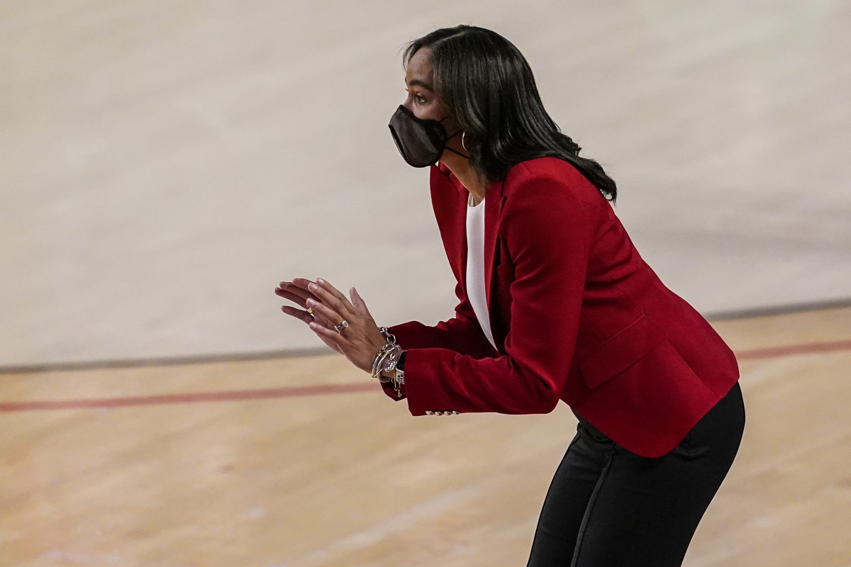 Texas A&M Hires Georgia's Joni Taylor As Women's Basketball Coach - Sports  Illustrated Texas A&M Aggies News, Analysis and More