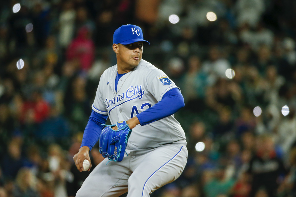 Daniel Lynch Takes Mound for KC Royals' First Game of Series Against St.  Louis Cardinals - Sports Illustrated Kansas City Royals News, Analysis and  More