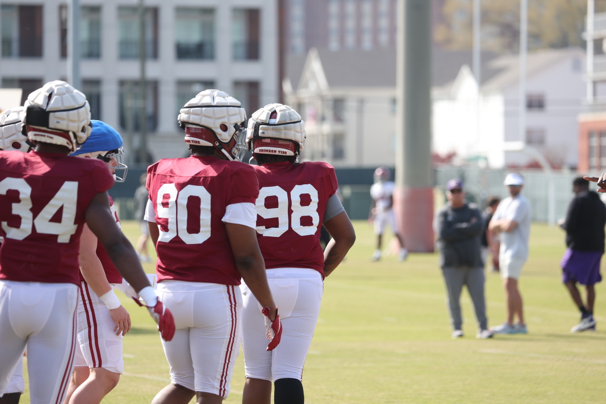 Defensive lineman, 2022 spring practice