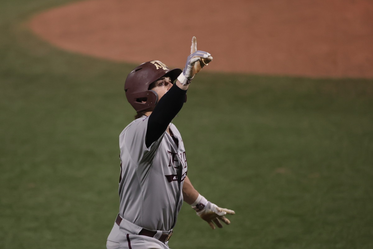 Maroon U Baseball Jersey, SAW 'EM OFF!!! It's Gameday!!!👍 ⚾Texas A&M  Baseball vs. Texas Baseball 🍦Olsen Field at Blue Bell Park 🕕6:00 PM 📺  ESPNU Shop #MaroonU for the NEW