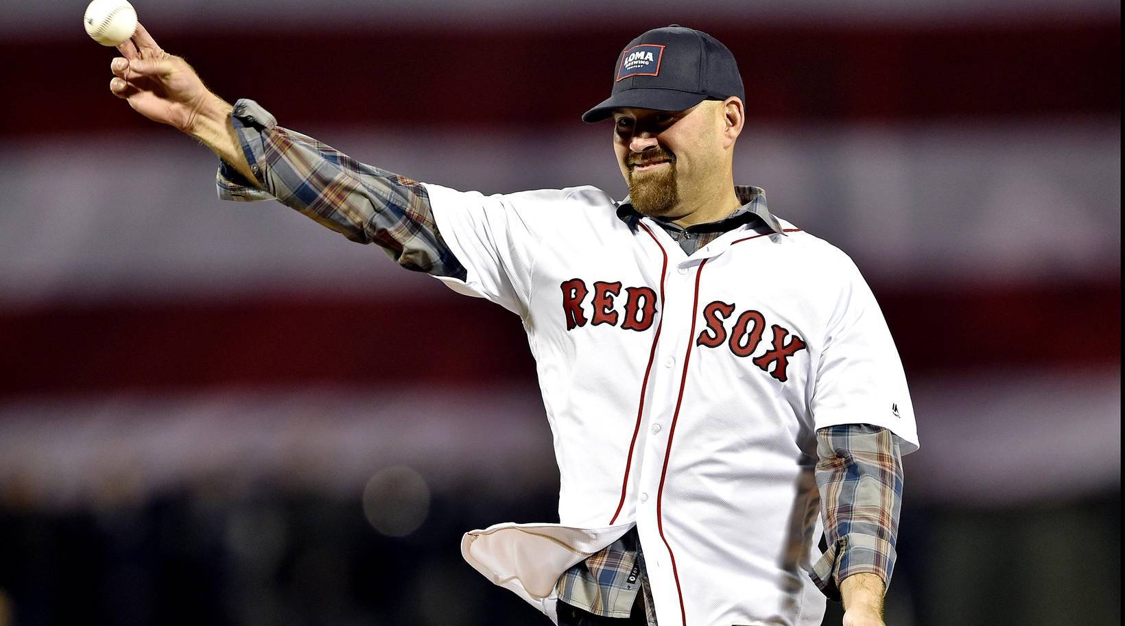 Kevin Youkilis caught some flak from Patriots fans over his NFL tweets