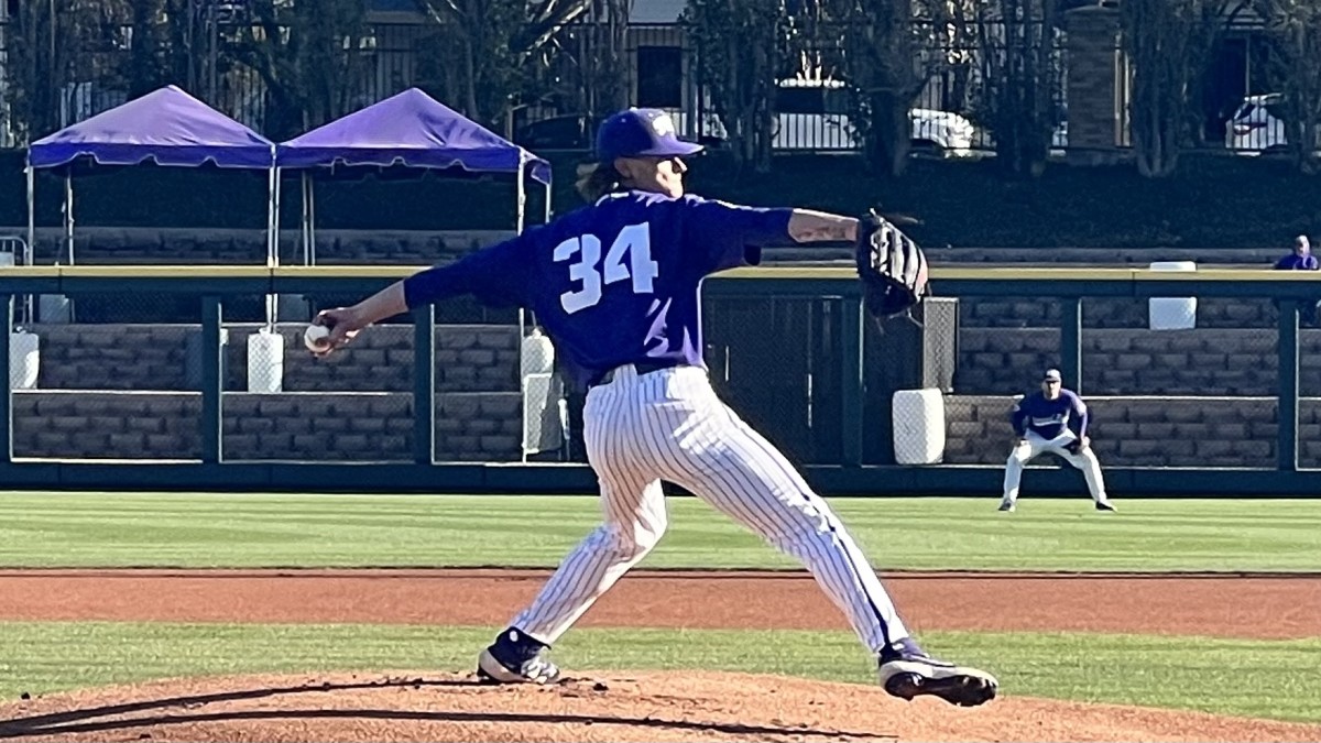 Connor Oliver took the mound for TCU Baseball in their game against the UTSA Roadrunners on Wednesday, March 30 at Lupton Stadium in Fort Worth, Texas