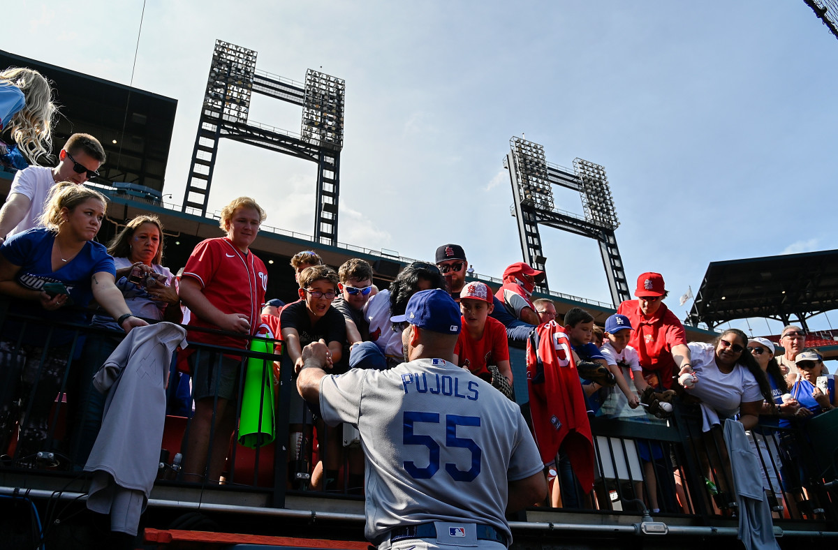 Dodgers Nation on X: Albert Pujols isn't ready to retire, should the  #Dodgers re-sign Tío Albert?  / X