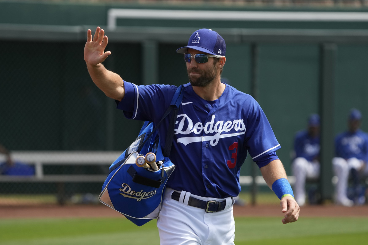 Dodgers' A.J. Pollock to have a metal screw removed from right