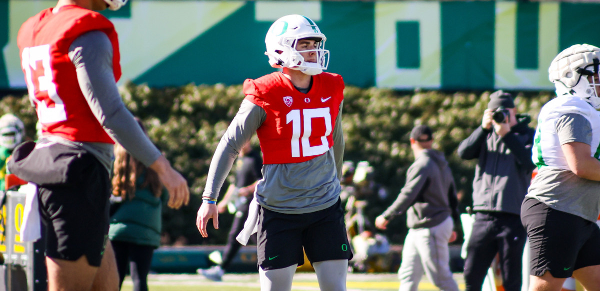 Ducks quarterback Bo Nix enjoys offensive 'freedom' he didn't have at  Auburn