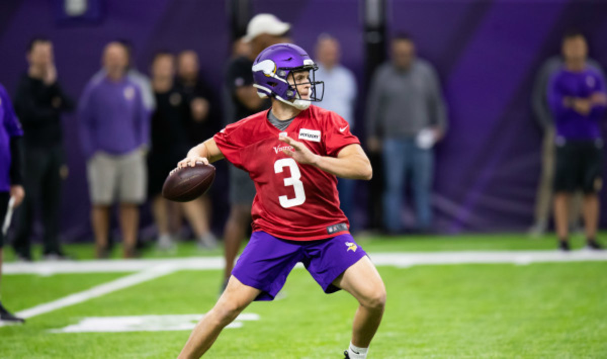 Ben Leber critical of Vikings defense: 'Blitz all you want, it's not  effective' - Sports Illustrated Minnesota Sports, News, Analysis, and More