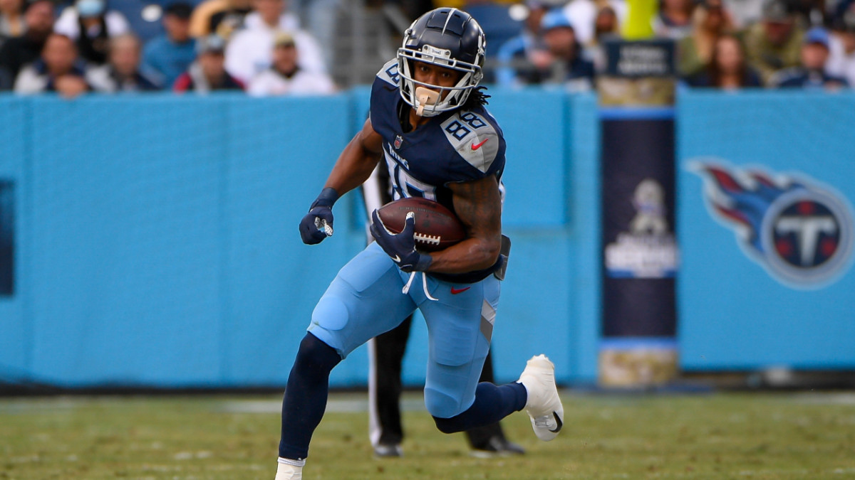 49ers Sign Wide Receiver Marcus Johnson - Sports Illustrated San ...