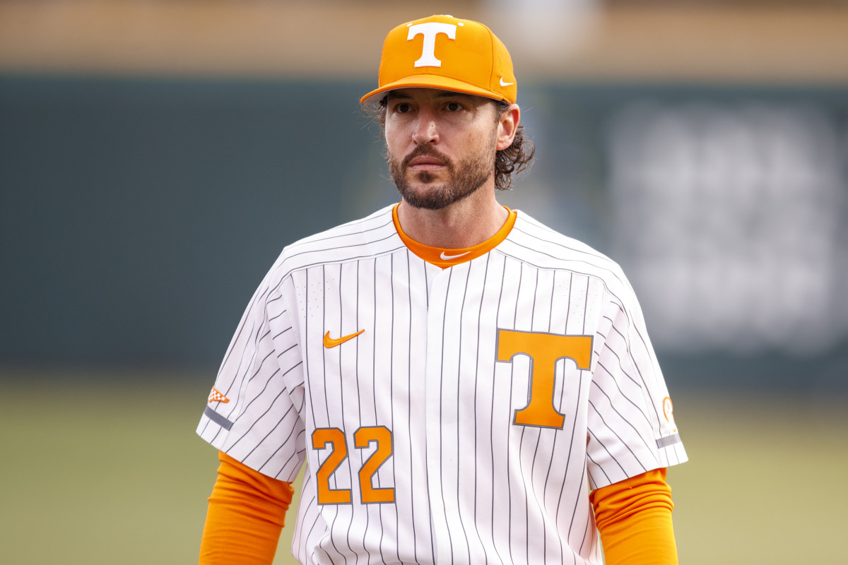 Tennessee baseball coach Tony Vitello was hired by Vols in 36-hour blur