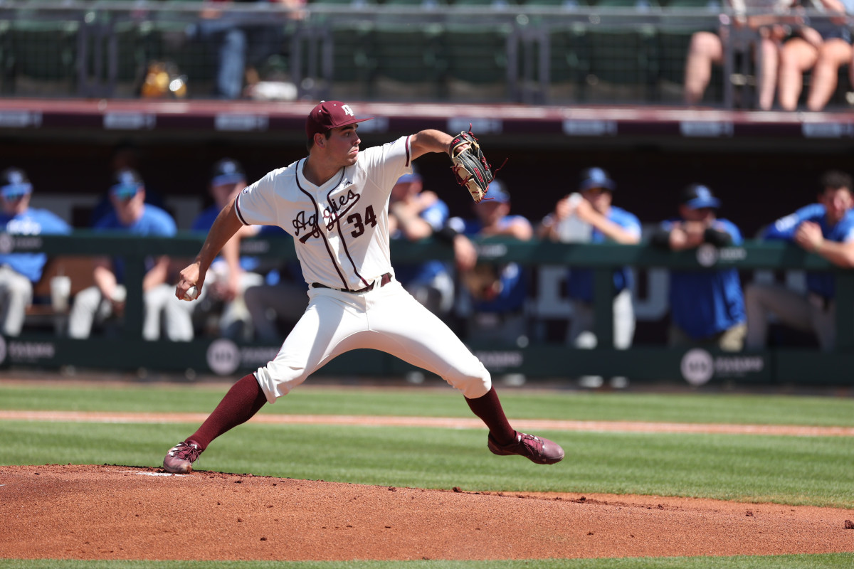 Texas Baseball on X: Three up, three down for @ChaseLummus24 in