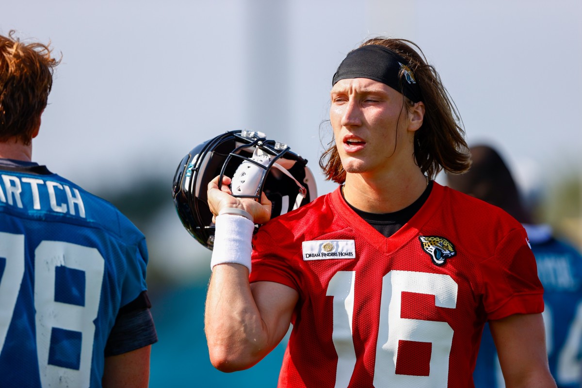 Jacksonville Jaguars Kick Off Offseason Workout Program - Sports