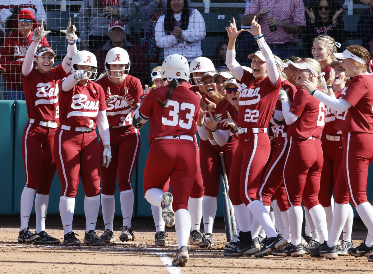 Alabama Softball Earns No. 6 Seed in NCAA Tournament