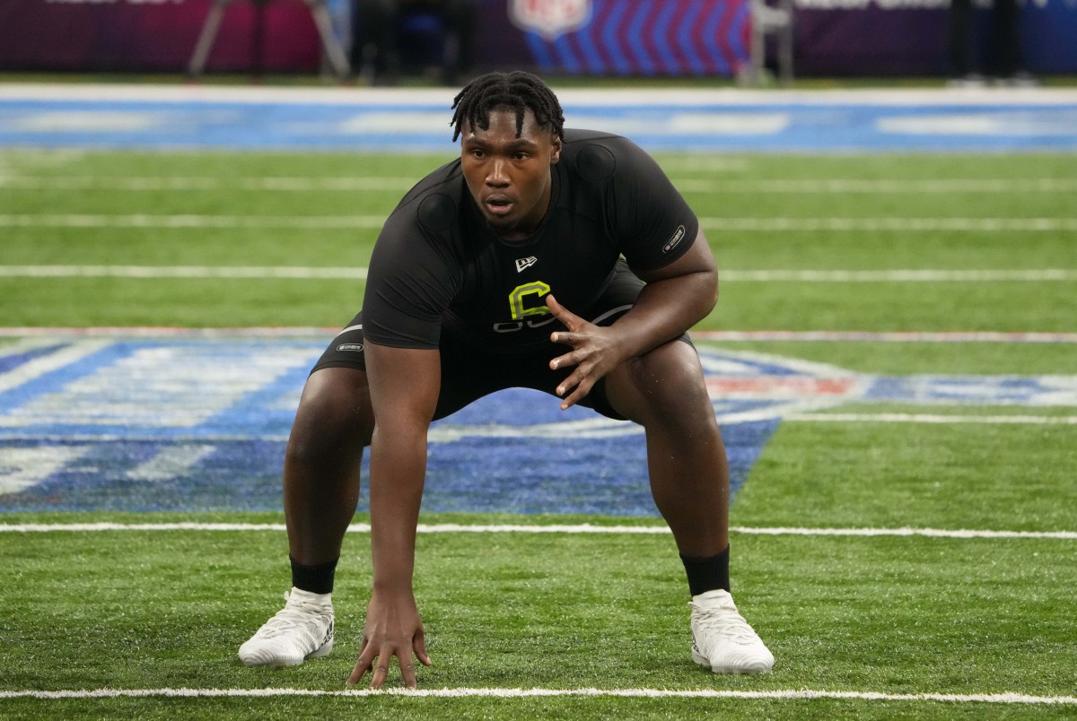 Mississippi State offensive lineman Charles Cross goes through drills during the 2022 NFL Scouting Combine. Mandatory Credit: Kirby Lee-USA TODAY Sports