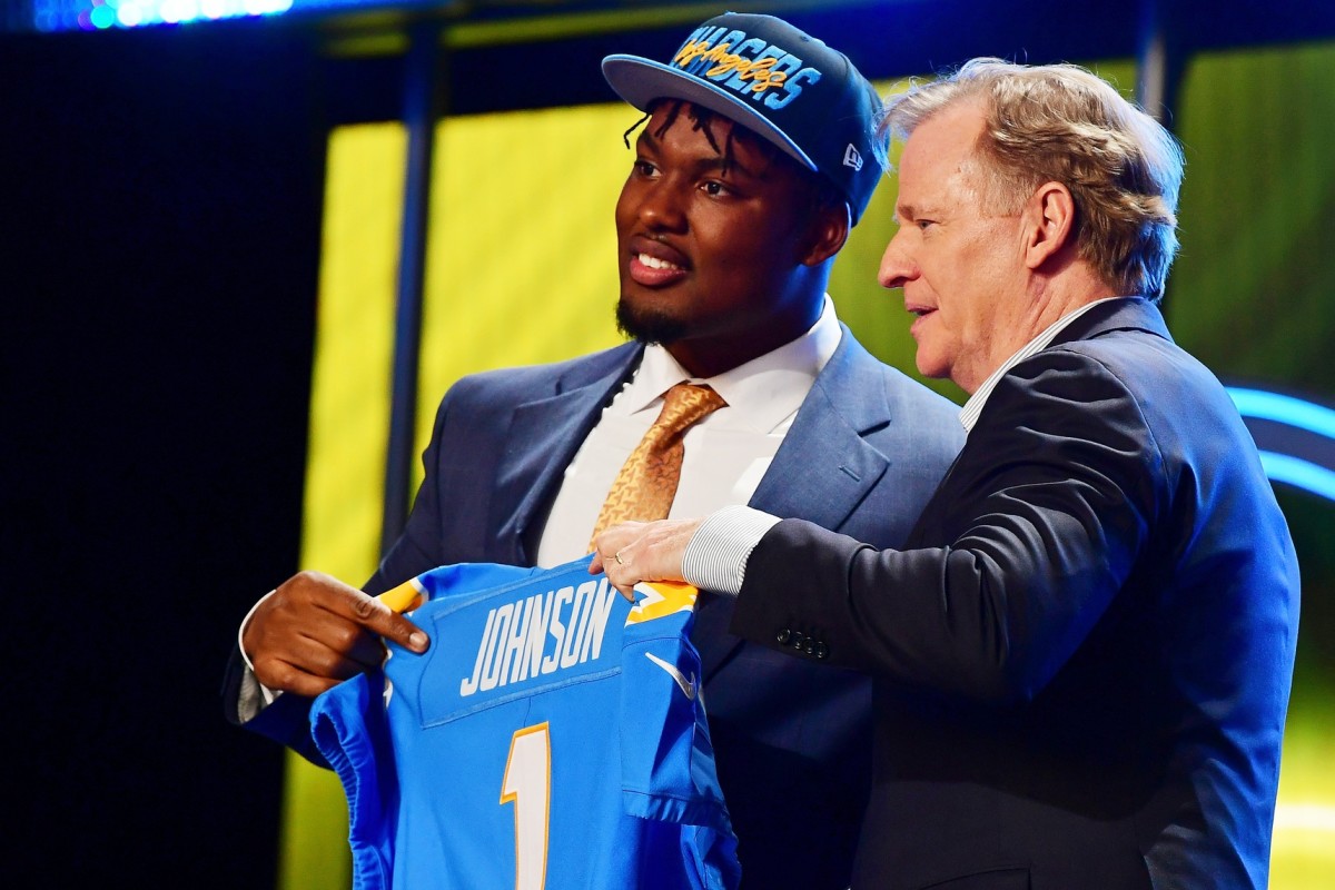 Bolts Buzz: 2022 NFL Draft Grades: Offensive Lineman Zion Johnson, Boston  College, Round One, Pick 17