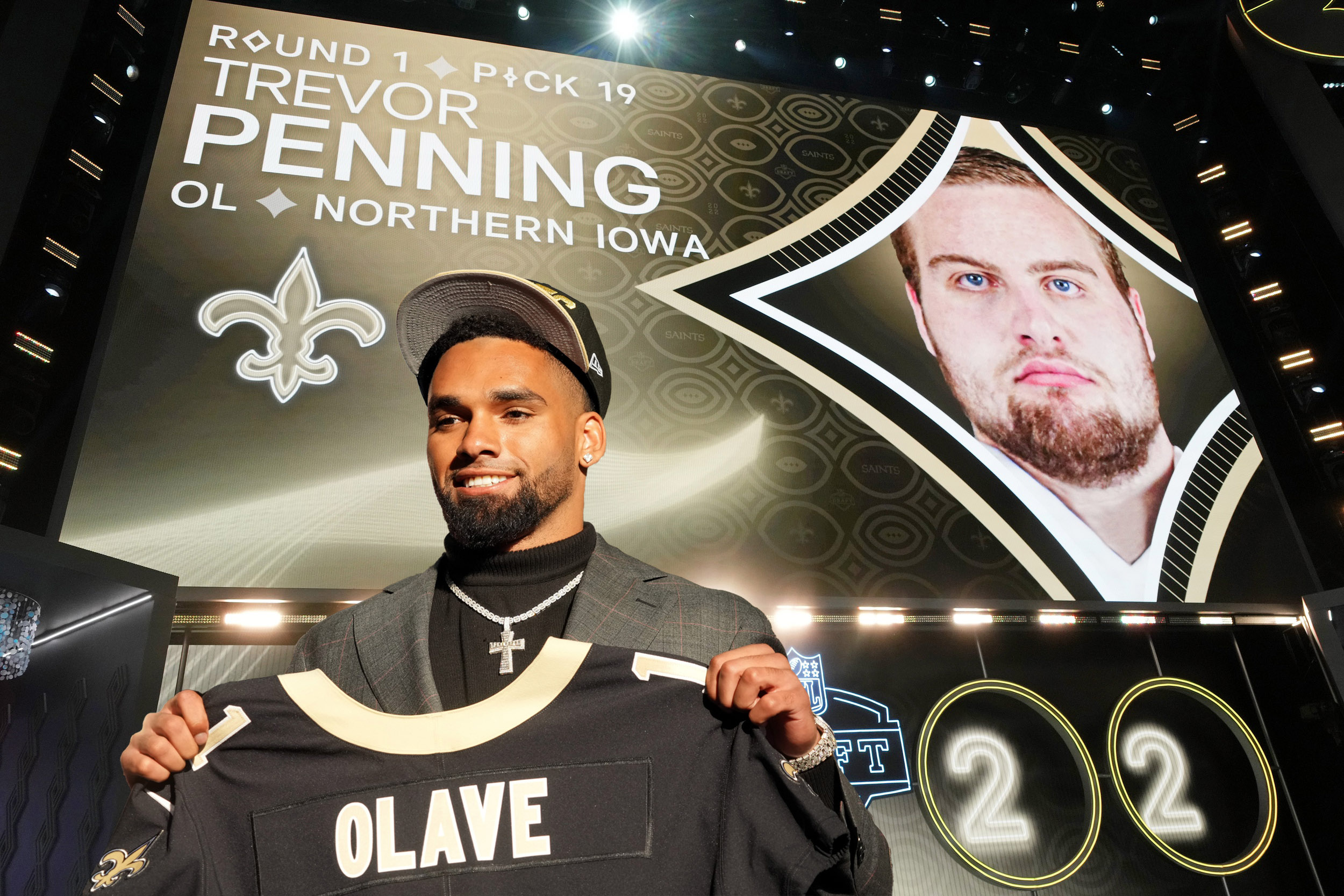 Saints Draft Outlook: Offensive Tackle - Sports Illustrated New