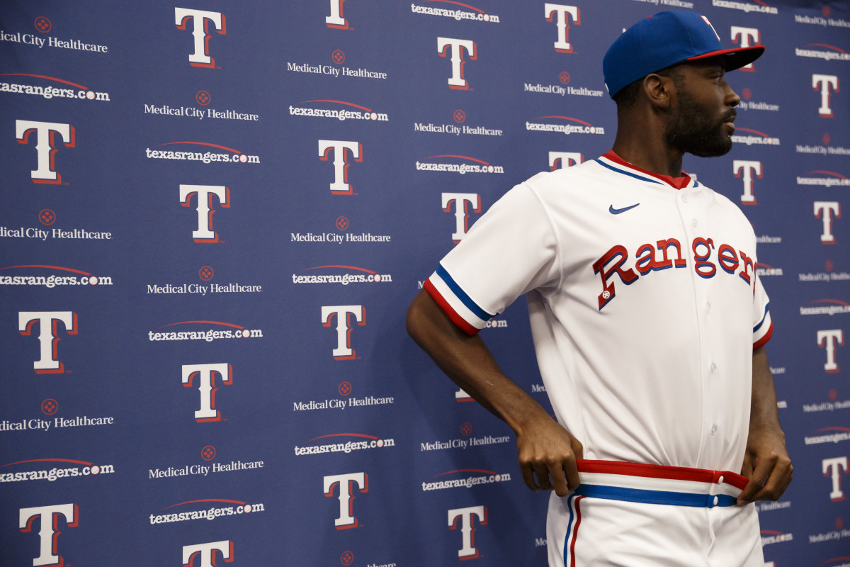 Bleacher Report goes old school in Texas Rangers uniform redesign