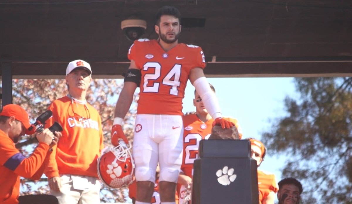 Former Clemson Tiger Nolan Turner Signing With Buccaneers as UDFA - Sports  Illustrated Clemson Tigers News, Analysis and More