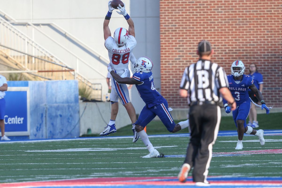 Eagles draft TE Grant Calcaterra with the No. 198 overall pick